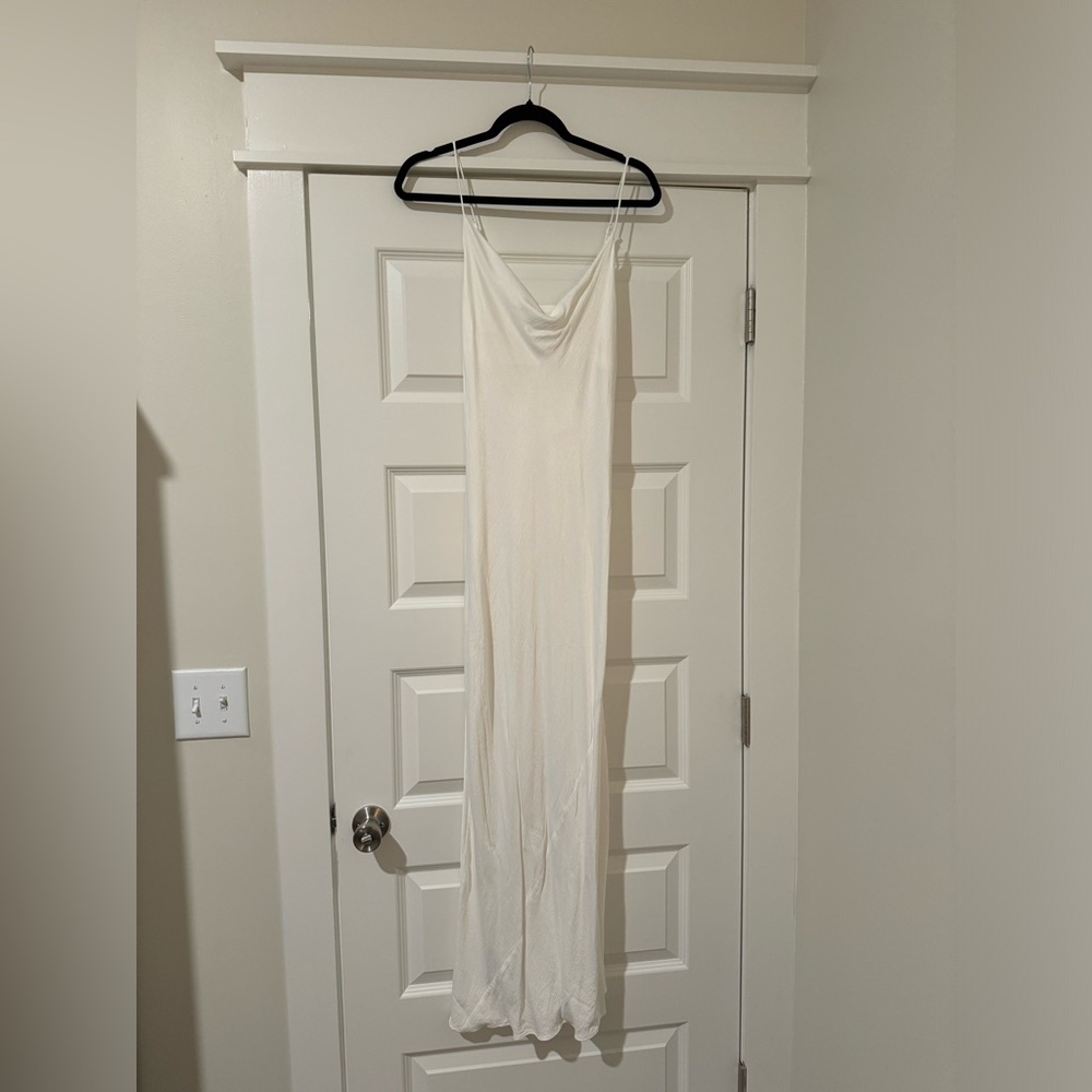 NWOT Zara dress